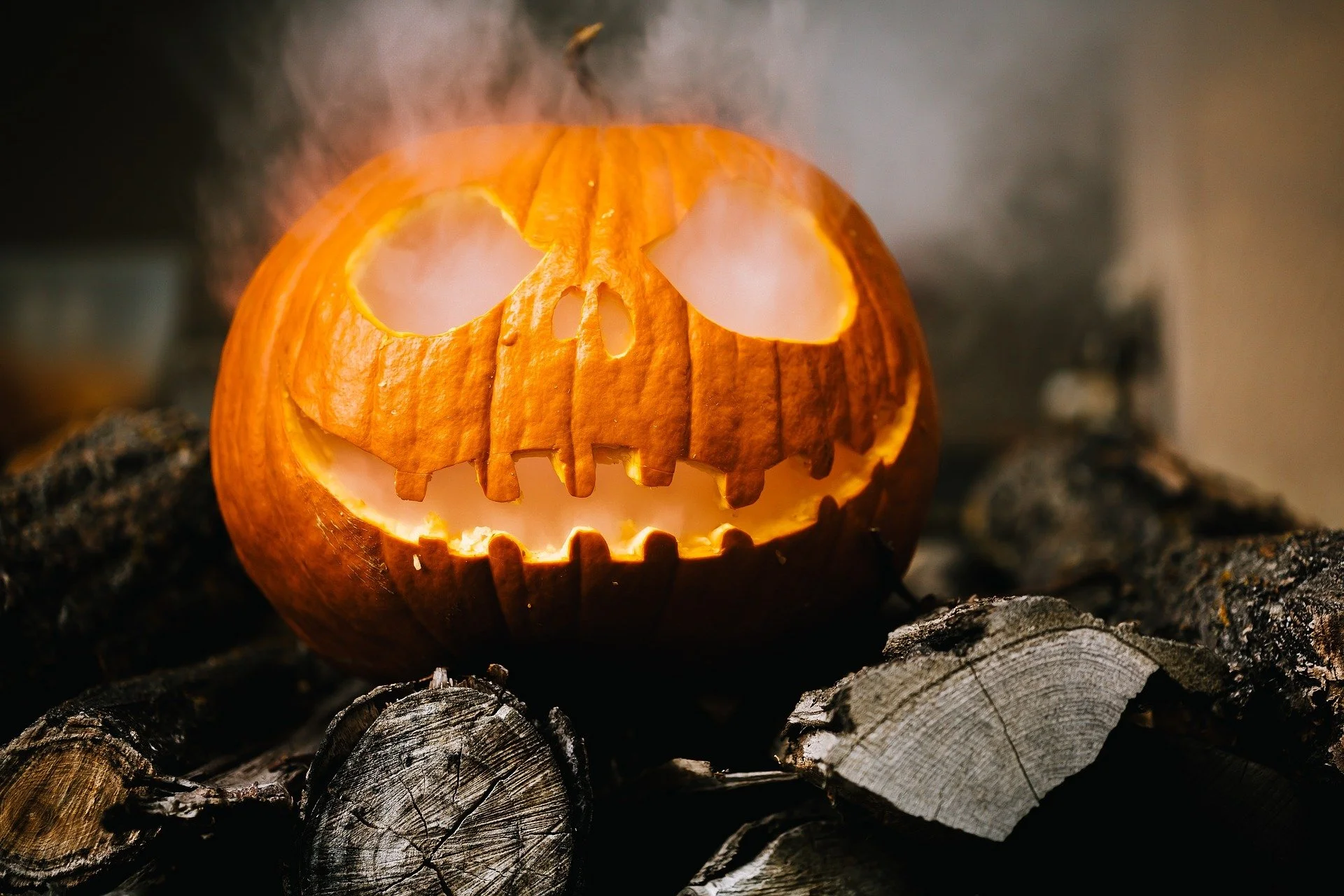 Calabaza de Halloween iluminada