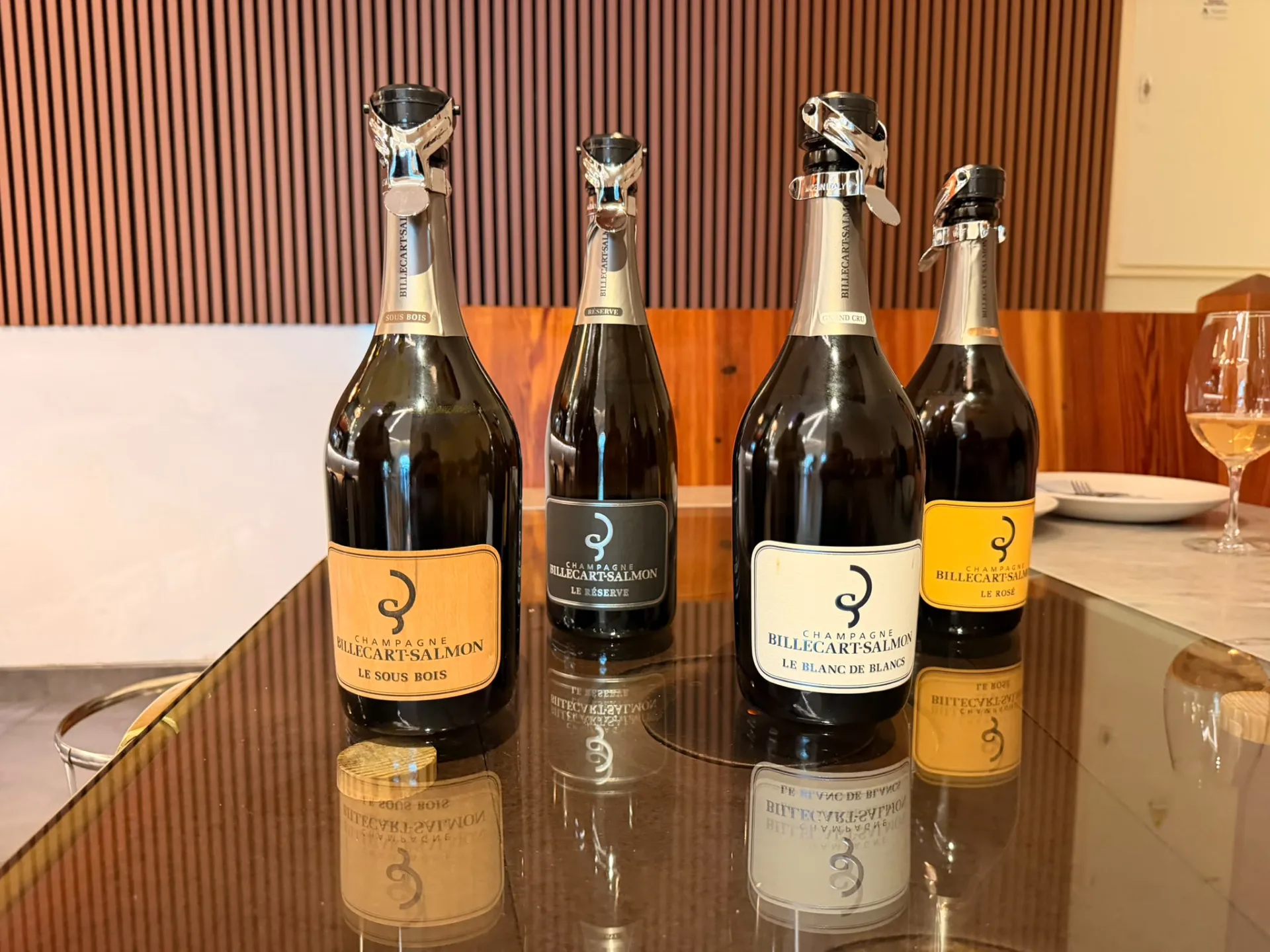 Selección de champagne Billecart-Salmon en la bodega de Ogrelo Madrid