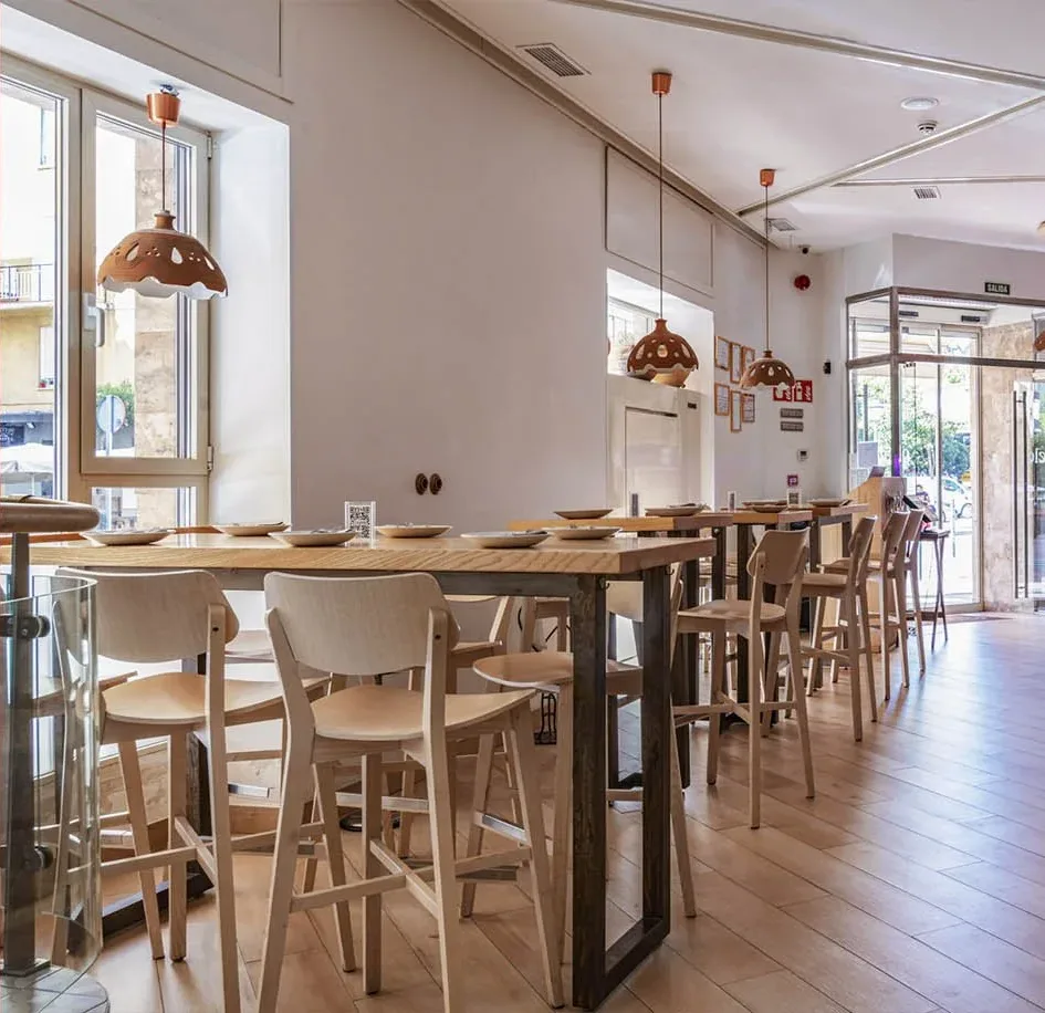 High tables at the Ogrelo bar